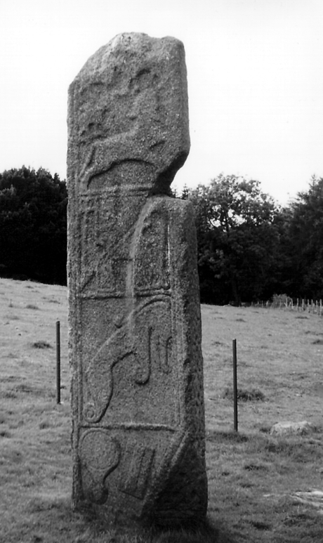 Maiden Stone, Chapel of Garioch | Pictish sculpted stone | The Picts | Wee Guide | Duncan Jones| Goblinshead | 9781899874125
